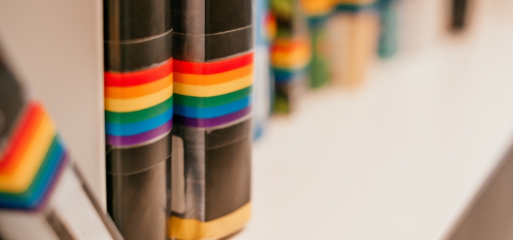 職場のためのLGBTQハンドブック発行